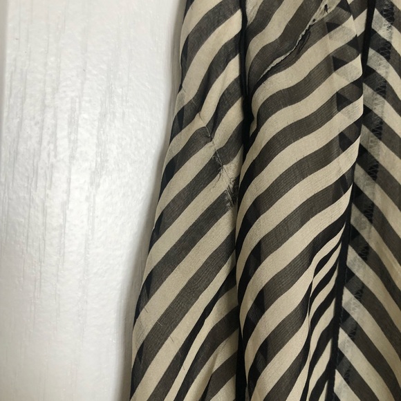 ☀️🦓 Catherine Malandrino silk skirt - Picture 5 of 7